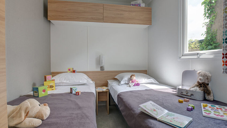 Vente privée Camping 4* La Trévillière – Chambre avec lits simples