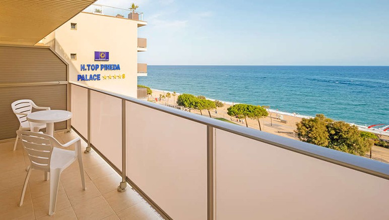 Vente privée H Top Pineda Palace 4* – Certaines offrant une vue imprenable sur la Méditerranée