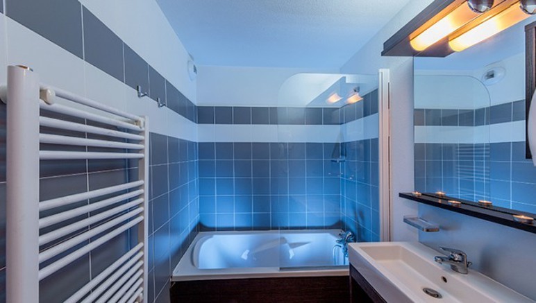 Vente privée Résidence 3* Les Terrasses de Labrau – Salle de bain moderne