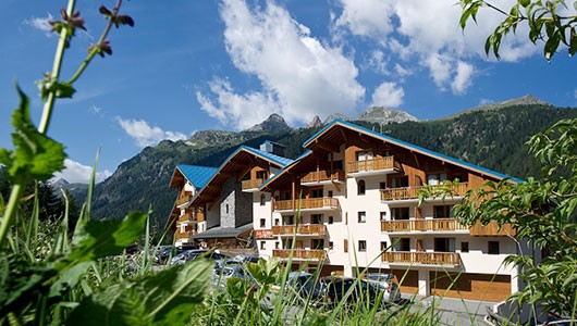 Vente privée : Alpes du Nord : la montagne en été