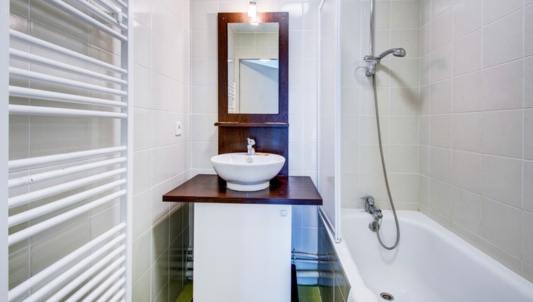 Vente privée Résidence les Balcons d'Aix – Salle de bain avec douche ou baignoire