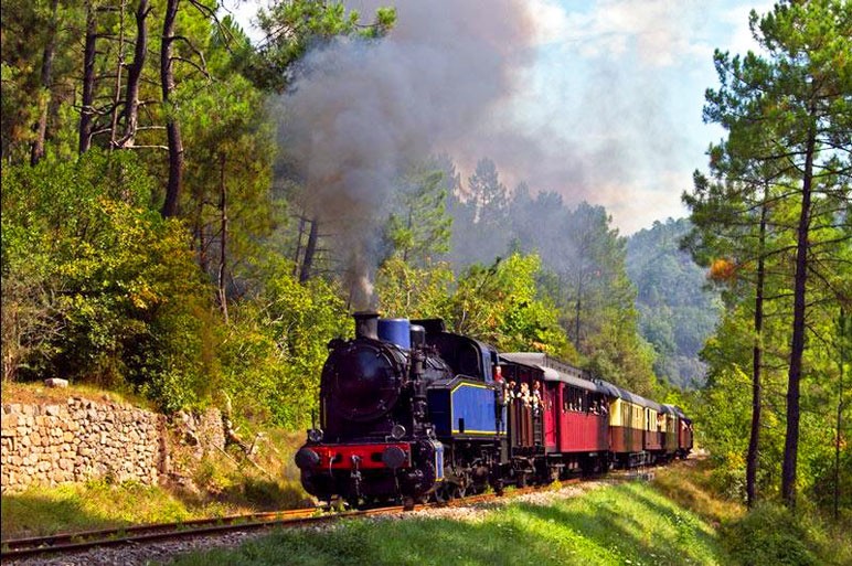 Vente privée Résidence 3* Les Mazets de Gaujac – Partez à la découverte du train à vapeur des Cévennes