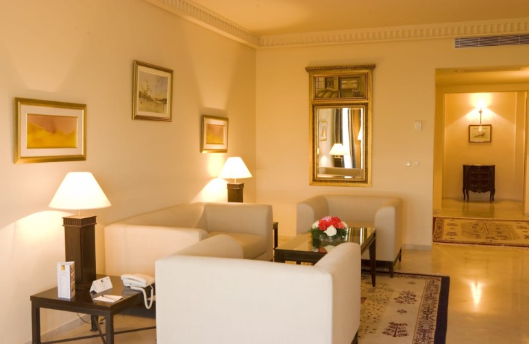 Vente privée Hôtel Alhambra Thalasso 5* – .