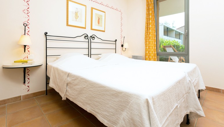 Vente privée Résidence 4* Provence Country Club – Chambre avec lit double