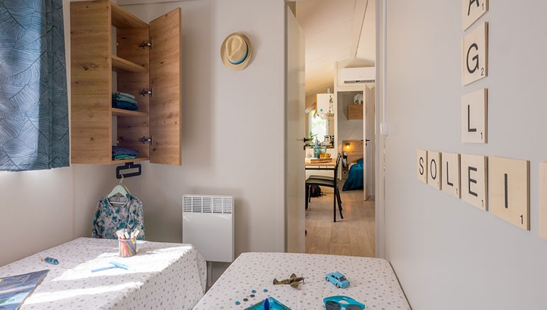 Vente privée Camping 4* Campilô – La chambre avec deux lits simples