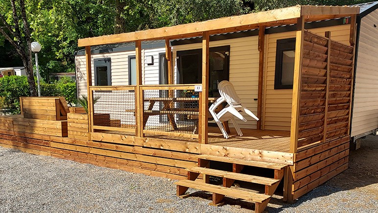 Vente privée Camping 4* Au Vallon Rouge – Votre mobil-home Confort Plus récent