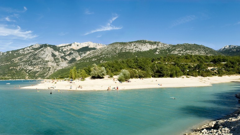 Vente privée Hôtel 3* Adonis Gap – Le lac de Serre Ponçon pour de nombreuses activités l'été