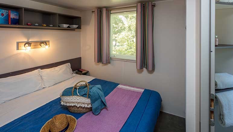 Vente privée Camping 3* El Pla de Mar – Chambre avec lit double
