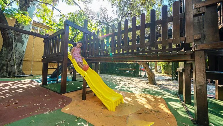 Vente privée Camping 5* Torre del Sol – L'aire de jeux pour enfants