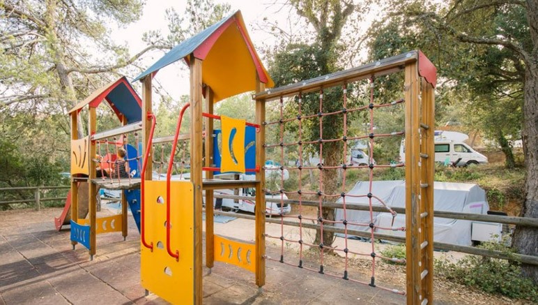 Vente privée Camping 4* Cala Llevado – Vos enfants pourront s'amuser sur l'aire de jeux
