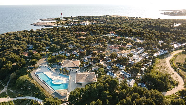 Vente privée Camping 4* L'Arquet Côte Bleue - Plage – Vous séjournez dans un quartier entièrement piétonnier