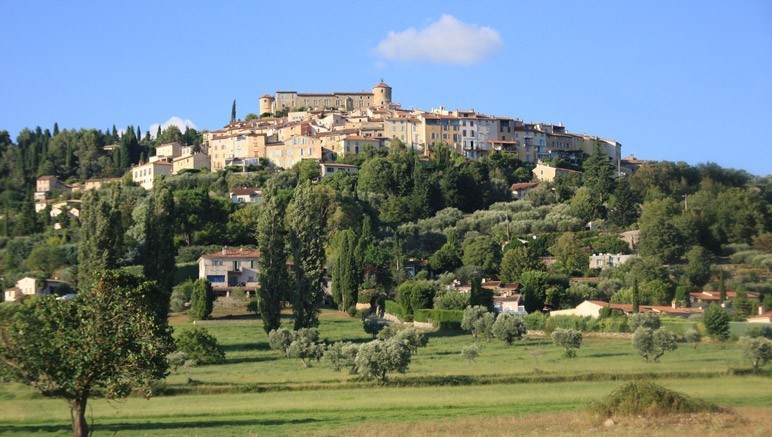 Vente privée Résidence 3* Les Bastides de Fayence – Partez à la découverte de Fayence