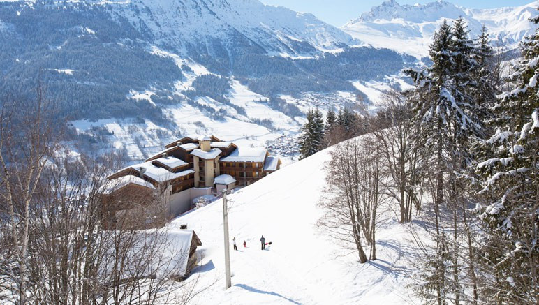 Vente privée Résidence Le Sappey – Retour skis aux pieds