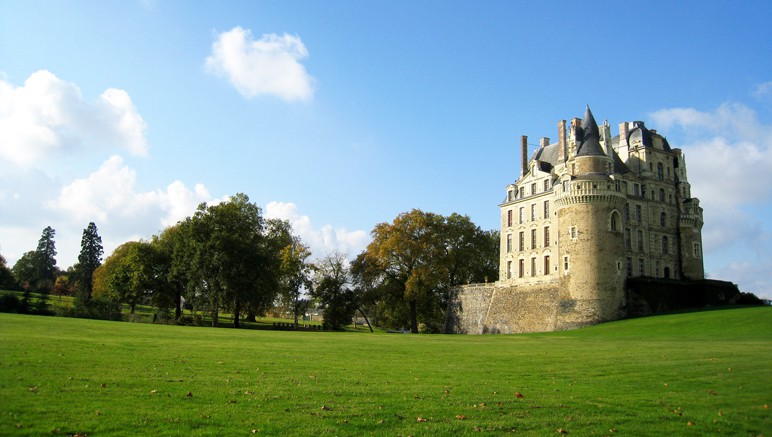 Vente privée Hôtel 3* Kyriad Saumur – Bienvenue à Saumur, au coeur des célèbres Châteaux de la Loire