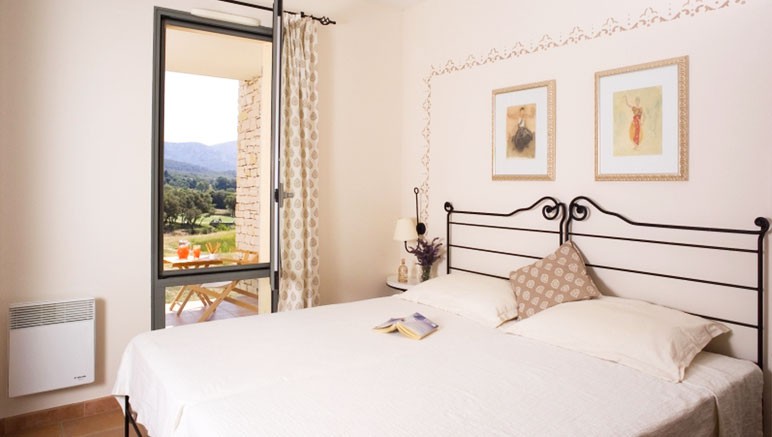 Vente privée Résidence Provence Country Club 4* – Chambre avec lit double