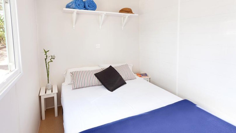 Vente privée Camping 3* Estrellas – Chambre avec lit double