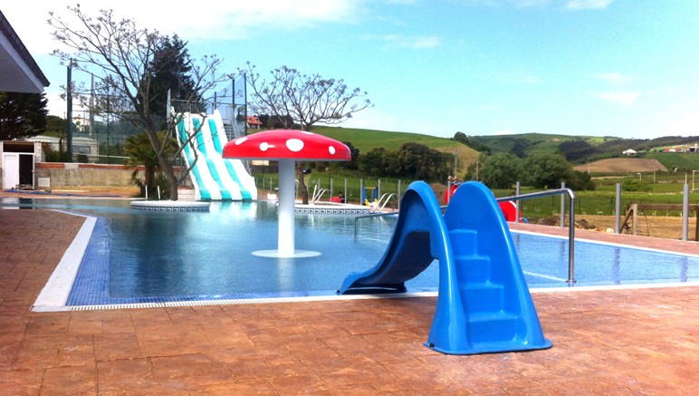 Vente privée Camping Arenas – Accès gratuit à la piscine extérieure