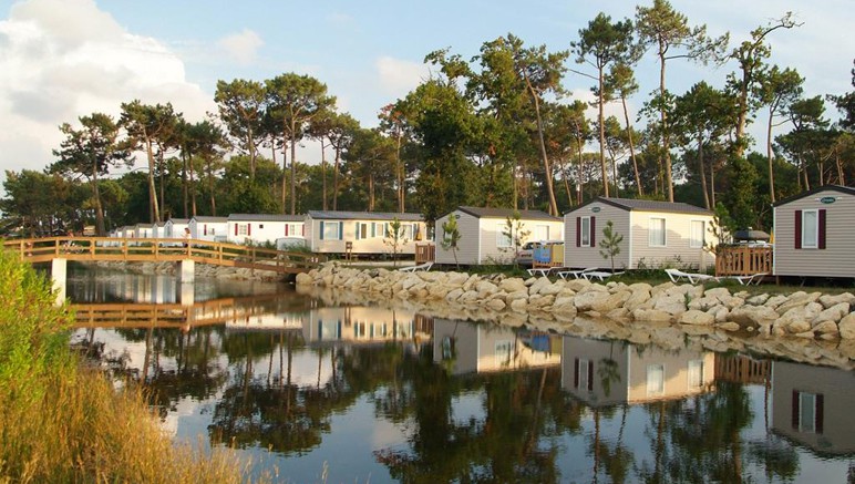 Vente privée Camping 4* Les Viviers – Les mobil-homes du camping