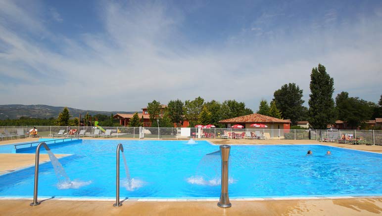 Vente privée Résidence Le Domaine du Lac 3* – Accès gratuit à la piscine extérieure