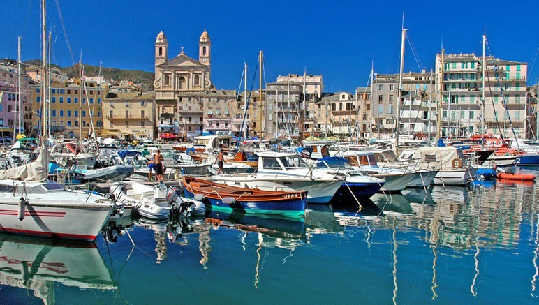 Vente privée Résidence Cala Bianca 3* – Ne manquez pas de visiter Bastia, à 11 km