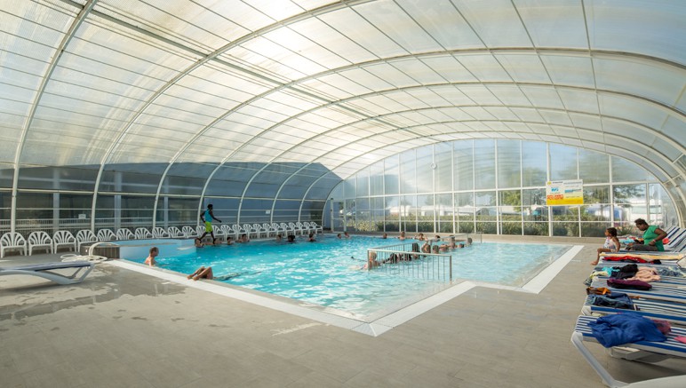 Vente privée Camping 4* Les Blancs Chênes – L'accès gratuit à la piscine couverte (toute la saison)