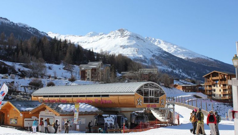 Vente privée Résidence 4* Les Alpages de Val Cenis – Remontée mécanique à 50 m de la résidence