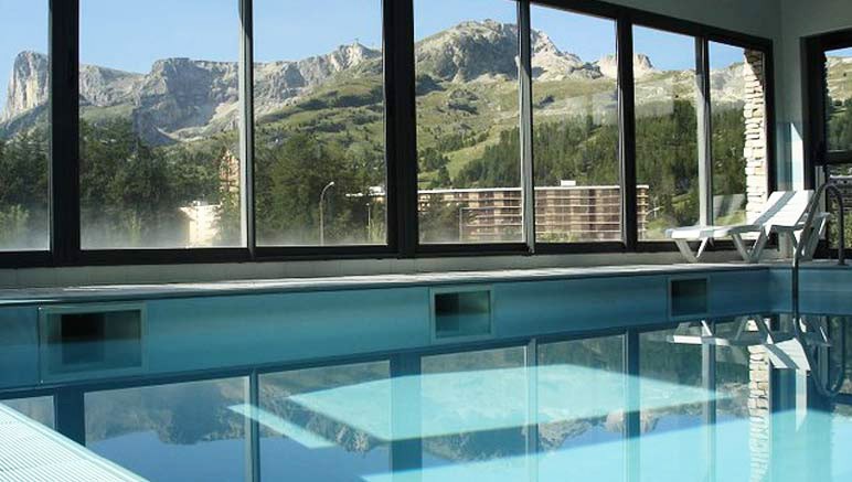 Vente privée Résidence Le Hameau du Puy 3* – Accès inclus à la piscine couverte chauffée et au sauna