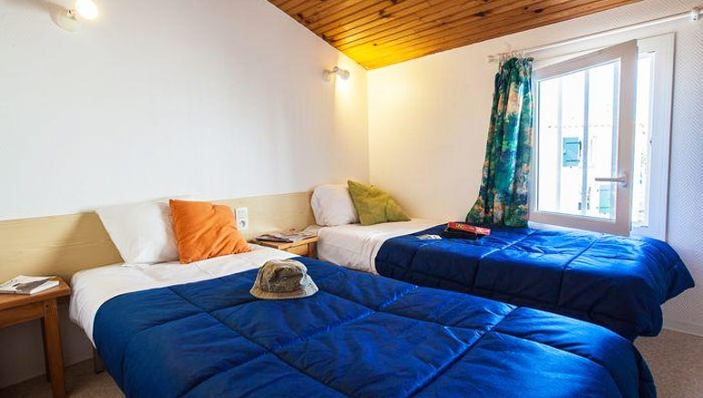 Vente privée Village Vacances Le Petit Bec – Chambre avec deux lits simples