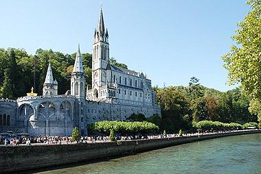 Vente privée Résidence Victoria Garden Lourdes - Foch 3* – Basilique de Lourdes