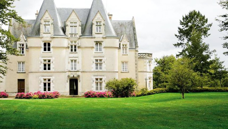 Vente privée Hôtel 3* Le Château de Périgny – Bienvenue à l'Hôtel 3* Le Château de Périgny