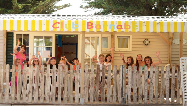 Vente privée Camping 3* Le Brandais – Le club enfants (4-12 ans) accueillera les plus jeunes tout l'été