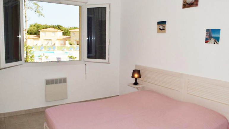 Vente privée Résidence Le Domaine de Melody 3* – Chambre avec lit double ou lits simples