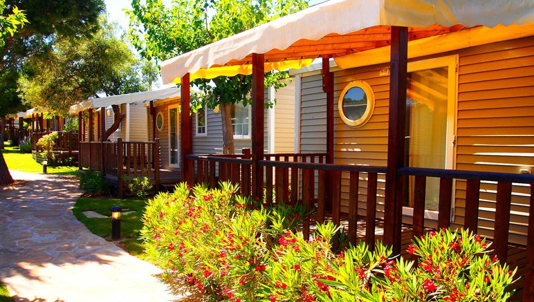 Vente privée Camping 3* La Masia – Votre mobil-home avec terrasse
