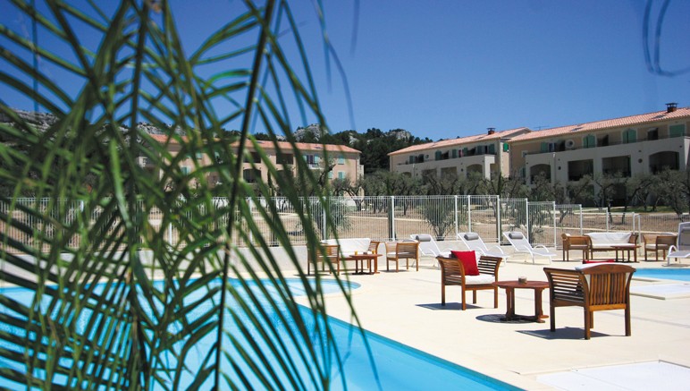 Vente privée Résidence Le Domaine de Bourgeac 4* – Accès gratuit à la piscine extérieure (mai-sept)