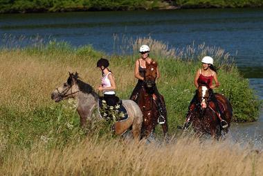 Vente privée Résidence Les Hauts de Valjoly – Centre équestre au sein de la résidence