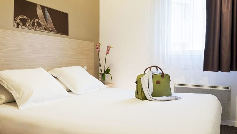 Vente privée Comfort Suites Annecy Seynod 3* – ... avec lit double ...