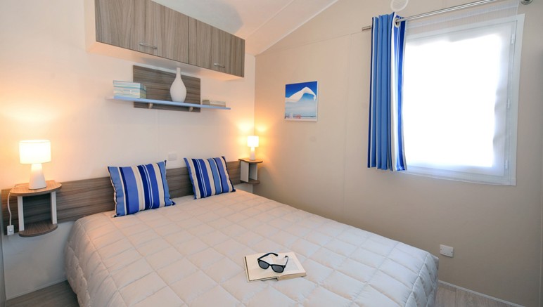 Vente privée Camping 5* Bel Air – Chambre avec lit double