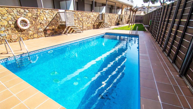 Vente privée Résidence Torre Quimeta – Profitez de la piscine extérieure (ouverte en saison estivale)