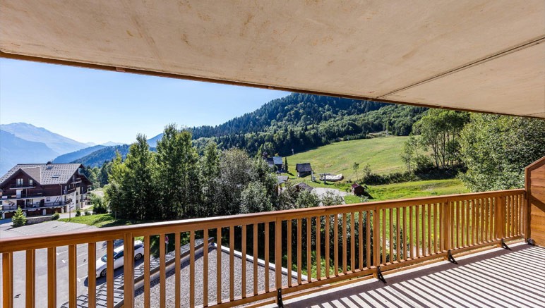 Vente privée Les Terrasses de La Toussuire 3* – Agréable balcon avec vue sur la Vallée