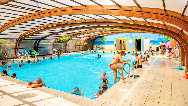 Vente privée Camping 4* Oléron Loisirs – Accès inclus à la piscine couverte chauffée...