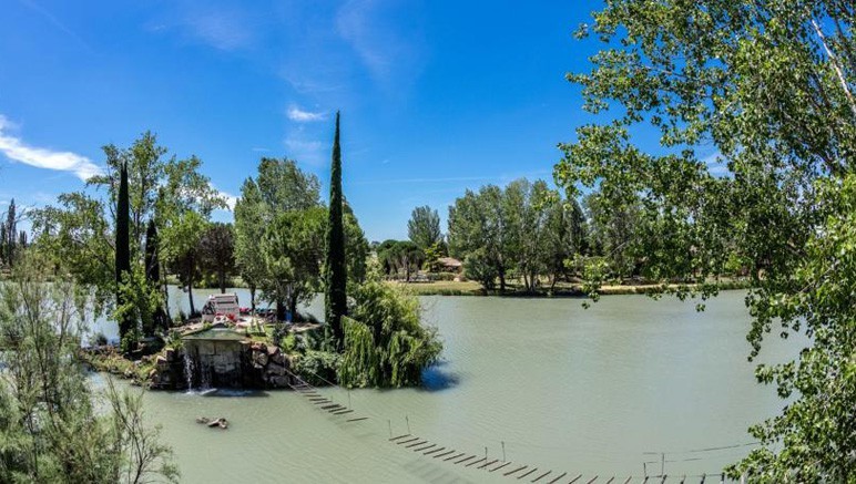 Vente privée Les Hameaux de Camargue 4* – Votre résidence en bordure de lac
