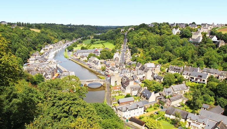 Vente privée Résidence Duguesclin 3* – Bienvenue à Dinan, cité médiévale bretonne de renom
