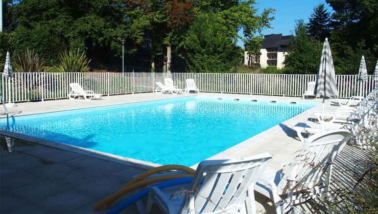 Vente privée Résidence de la Source 3* – Accès inclus à la piscine extérieure en saison estivale