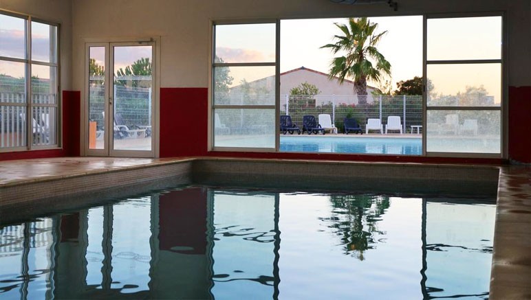 Vente privée Résidence Les Jasses de Camargue – Accès gratuit à la piscine couverte...