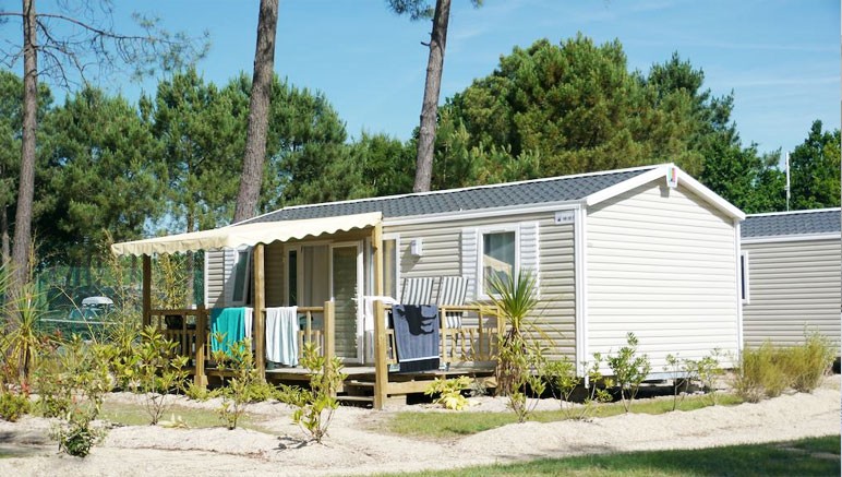 Vente privée Camping 4* Les Blancs Chênes – Les mobil-homes du camping