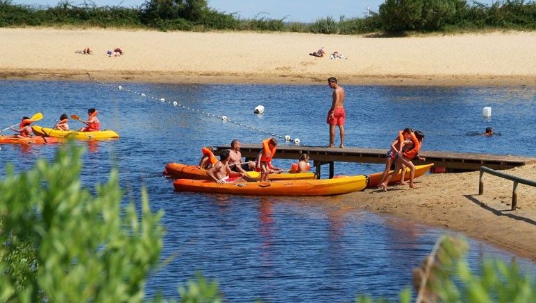 Vente privée Camping 4* Les Viviers – Pratiquez le canoë grâce sur le plan d'eau (supplément)