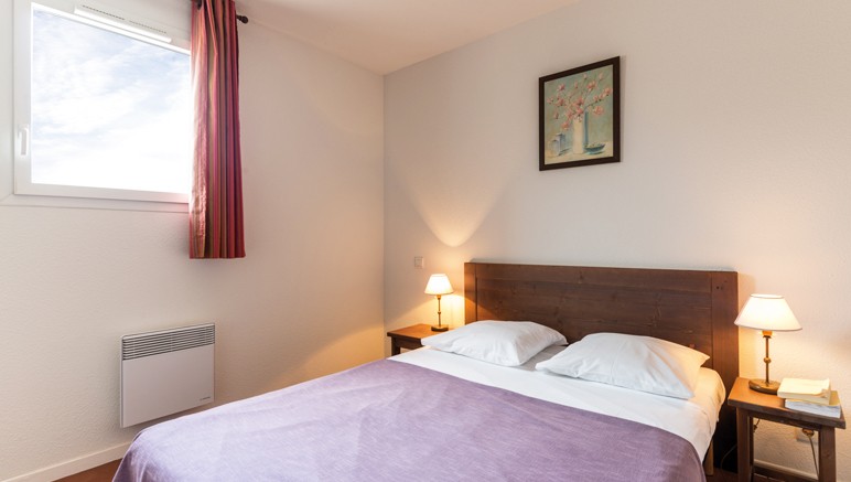 Vente privée Résidence Le Domaine des Cazelles 3* Lagrange Confort + – Chambre avec lit double