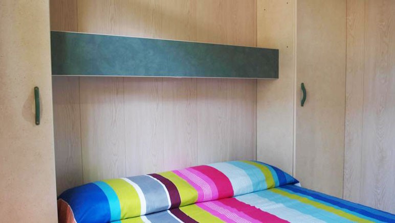 Vente privée Camping 4* Ametlla de Mar – Chambre avec lit double