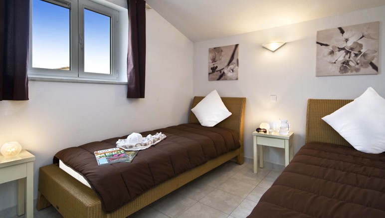 Vente privée Domaine Le Clos des Oliviers – Chambre avec lits simples (villa Prestige)