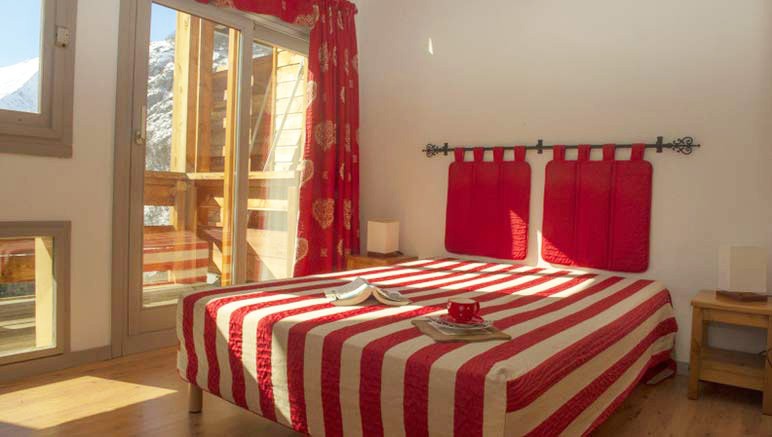 Vente privée Résidence Le Hameau de Valloire 3* – Chambre avec lit double
